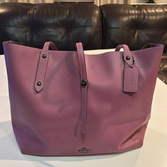 Coach Market Pink Glitter Turnlock Tote Bag - Picture 2 of 16